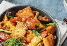 Đậu hũ om nấm hương