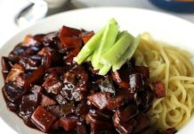 Bí quyết làm món mì tương đen chay chuẩn vị Hàn Quốc
